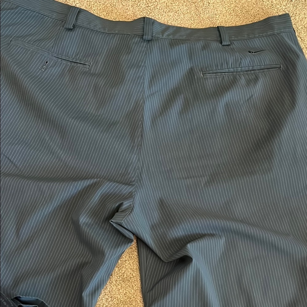 Nike Blue striped golf Shorts size 40 - Picture 6 of 6